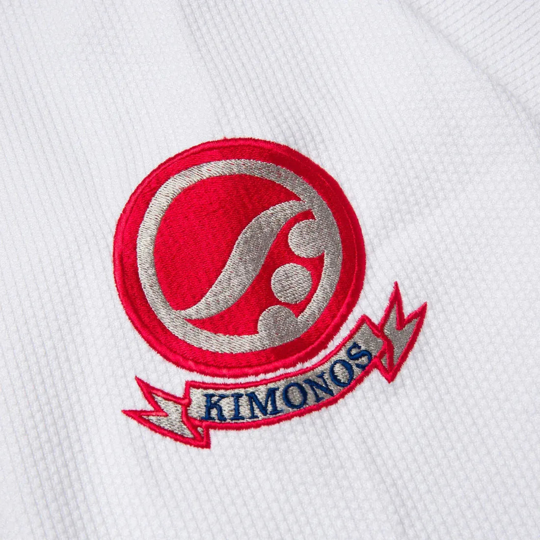 BJJ fighter rolling in Shoyoroll Batch 145 SuperLite kimono